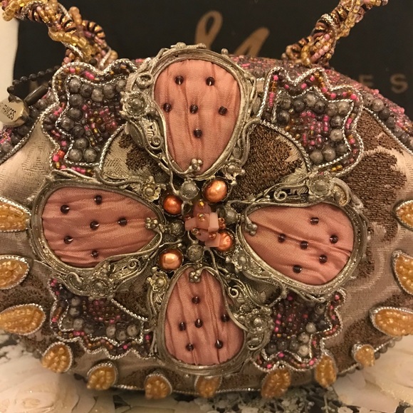 Mary Frances Vintage Bag - Picture 4 of 16